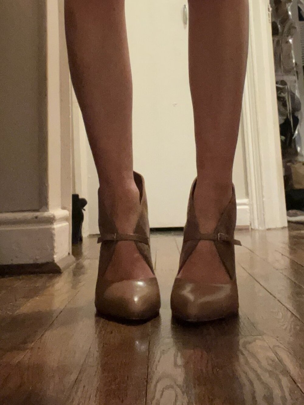 Nine West Dreamon Taupe Leather & Suede Ankle Strap Shooties - Size 7.5